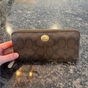 Coach wallet